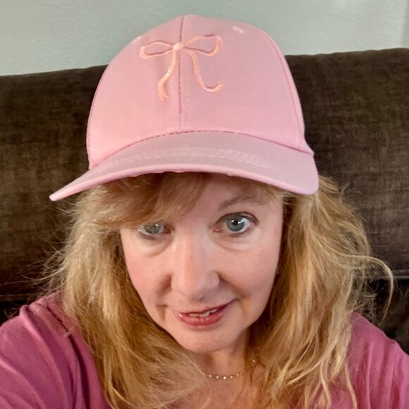 NEW PINK BOW PINK CANVAS ADJUSTABLE BASEBALL HAT CAP 🎀 - Picture 1 of 4